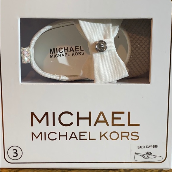 MK Baby day Mary Janes. - Picture 3 of 6
